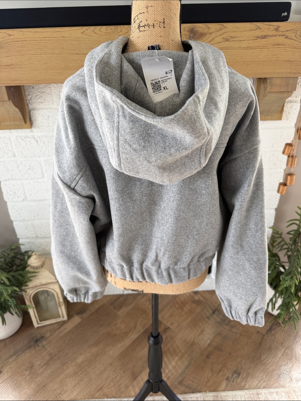 Forever 21 Gray Zip-Up Hooded Cropped Hoodie - Picture 2 of 5